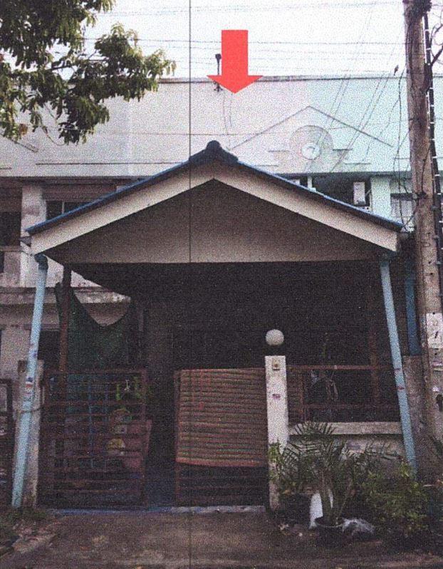 ทาวน์เฮ้าส์หลุดจำนอง ธ.ธนาคารอาคารสงเคราะห์ นนทบุรี บางบัวทอง ละหาร