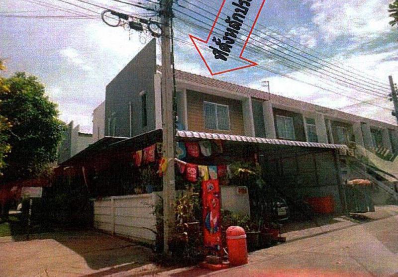 ทาวน์เฮ้าส์หลุดจำนอง ธ.ธนาคารอาคารสงเคราะห์ นนทบุรี บางบัวทอง ละหาร