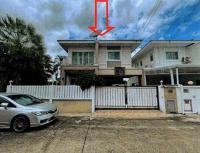 บ้านแฝดหลุดจำนอง ธ.ธนาคารอาคารสงเคราะห์ นนทบุรี บางบัวทอง บางคูรัด