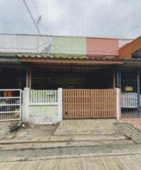 ทาวน์เฮ้าส์หลุดจำนอง ธ.ธนาคารอาคารสงเคราะห์ นนทบุรี บางบัวทอง ละหาร