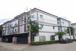 ทาวน์เฮ้าส์หลุดจำนอง ธ.ธนาคารไทยพาณิชย์ นนทบุรี เมืองนนทบุรี บางรักน้อย